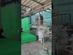 3D বেড়া পৃষ্ঠতল চিকিত্সা হচ্ছে