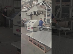 বেড়া খুঁটি ড্রিল করা হচ্ছে