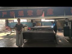 পিপীলিকা ক্ষয় সম্পূর্ণরূপে ঝালাই করা 1.83*2.5m জাল প্যানেল বেড়া উৎপাদনে