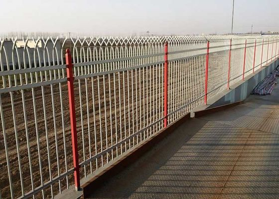 বাগান কালো ধাতু বাঁধা লোহা বেড়া Trellis ধাতু লোহা অ্যালুমিনিয়াম নলাকার