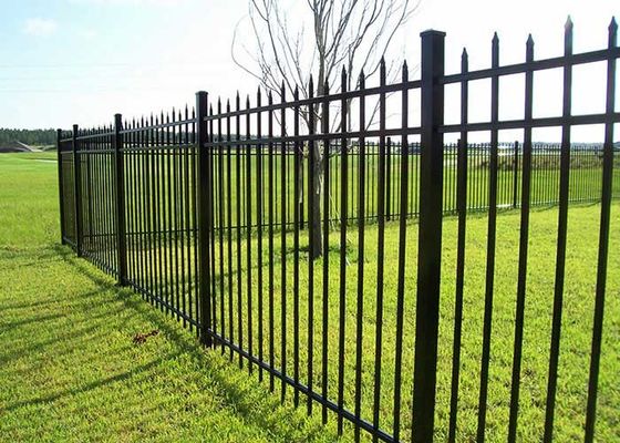 বাগান ভবন বর্গাকার নল কালো 25*25*1.2mm তীর উপরে বেড়া অ্যালুমিনিয়াম বেড়া